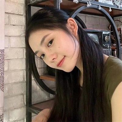 爱上小男人